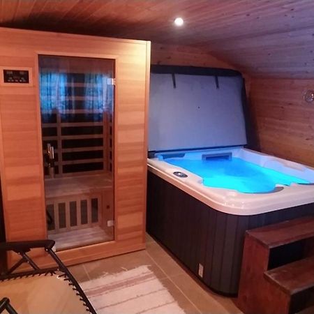 Moezsi Apartman Tolna Exteriér fotografie