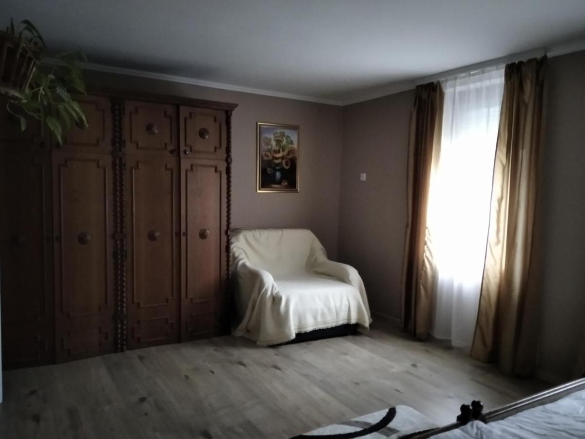 Moezsi Apartman Tolna Exteriér fotografie