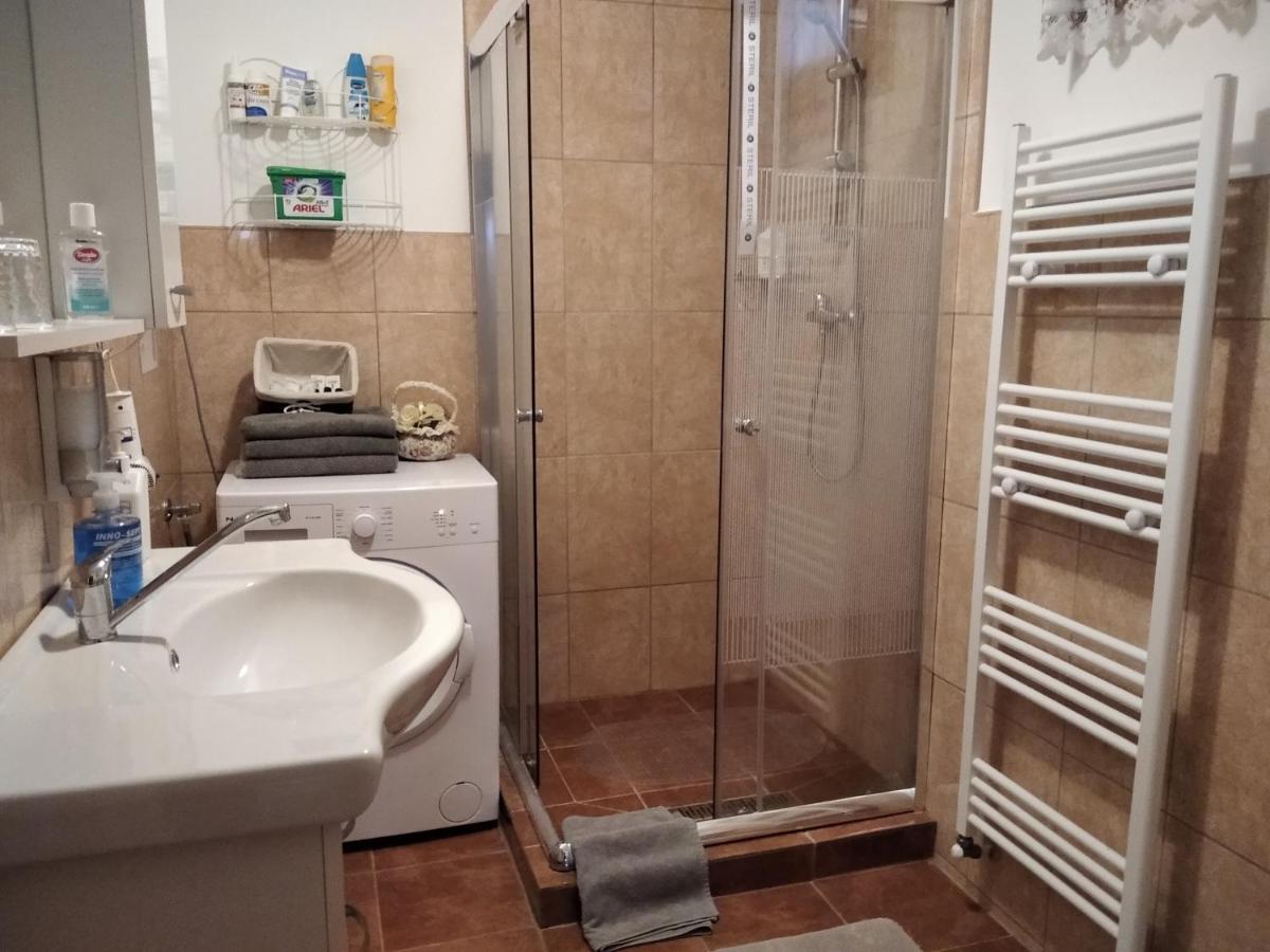 Moezsi Apartman Tolna Exteriér fotografie