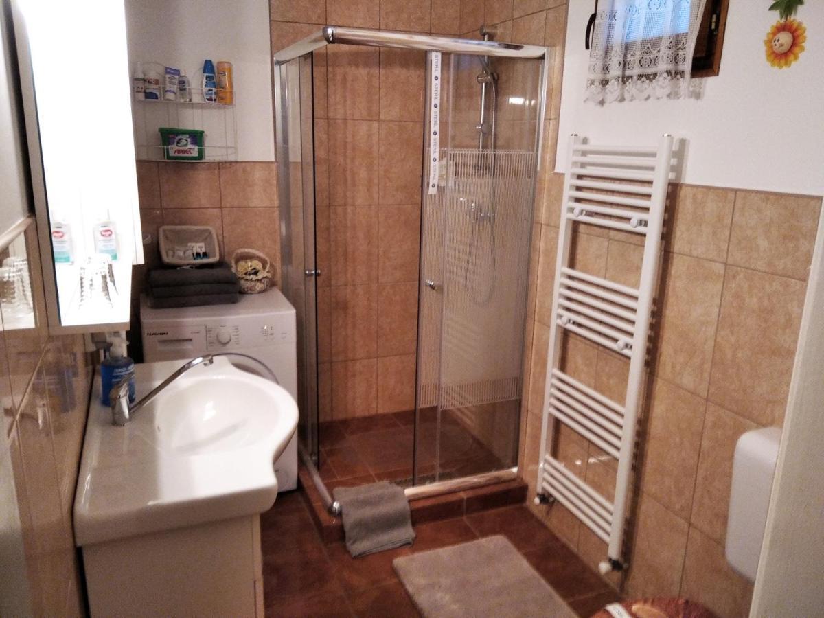 Moezsi Apartman Tolna Exteriér fotografie